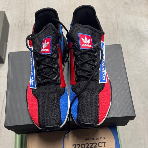 Adidas NMD_R1.V2 in Black and Yellow - Picture 2 of 4